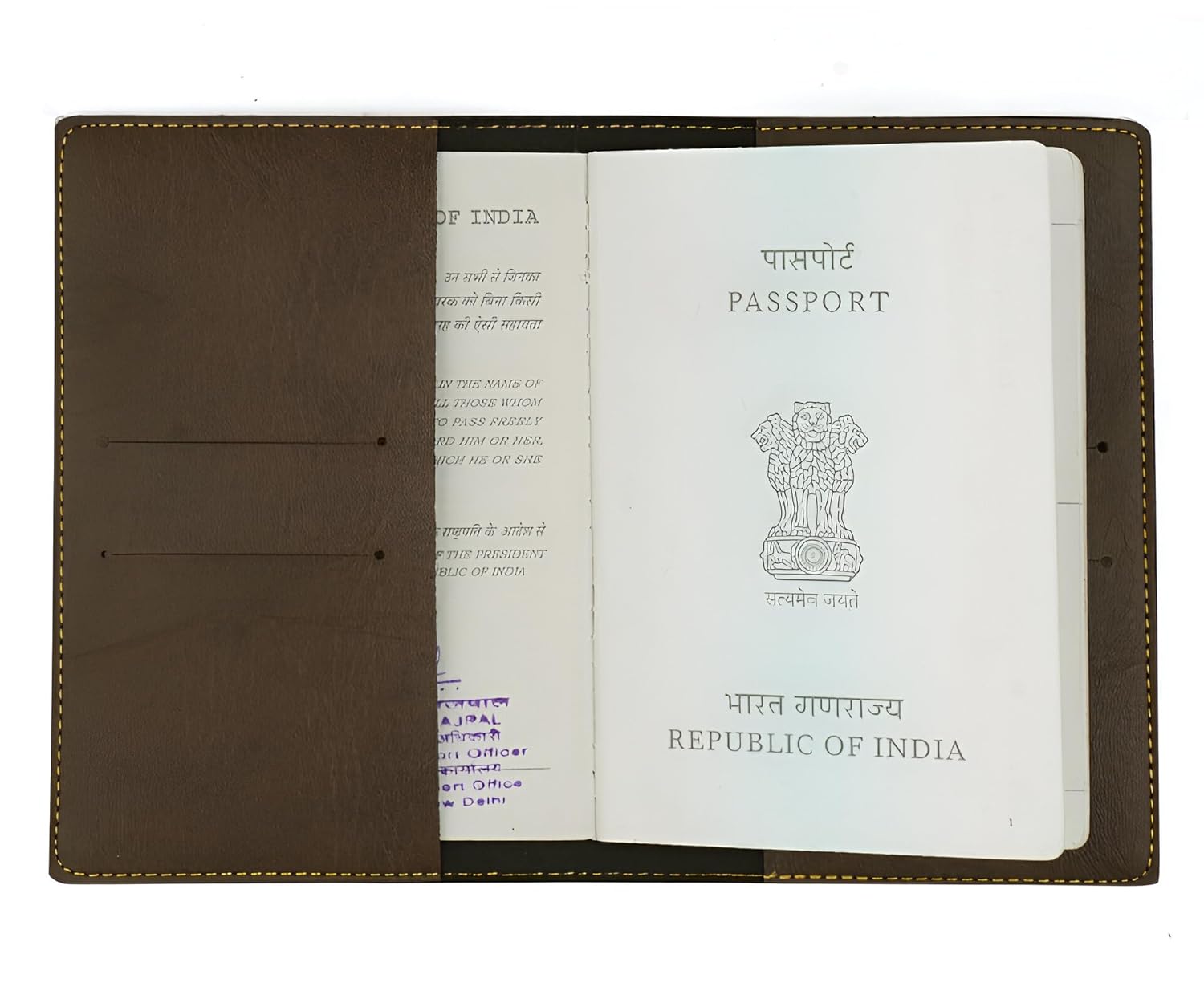 The Junket Personalised Gift Hamper for Couple with PU Leather Customize Passport Cover Luggage Tag Eyewear Case Gift Combo for Wife and Husband with Personalized Name Charms Dark Brown